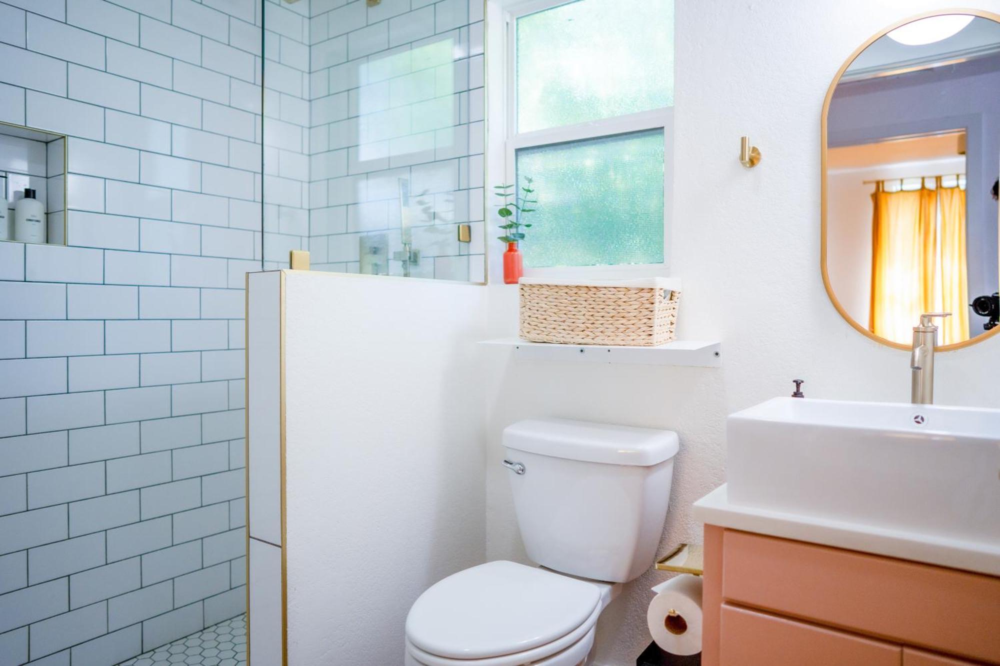Stylish, Artsy Bungalow Central Eastside Austin Ngoại thất bức ảnh