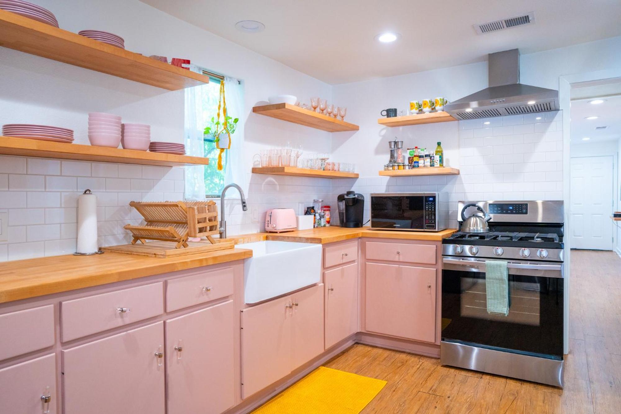 Stylish, Artsy Bungalow Central Eastside Austin Ngoại thất bức ảnh