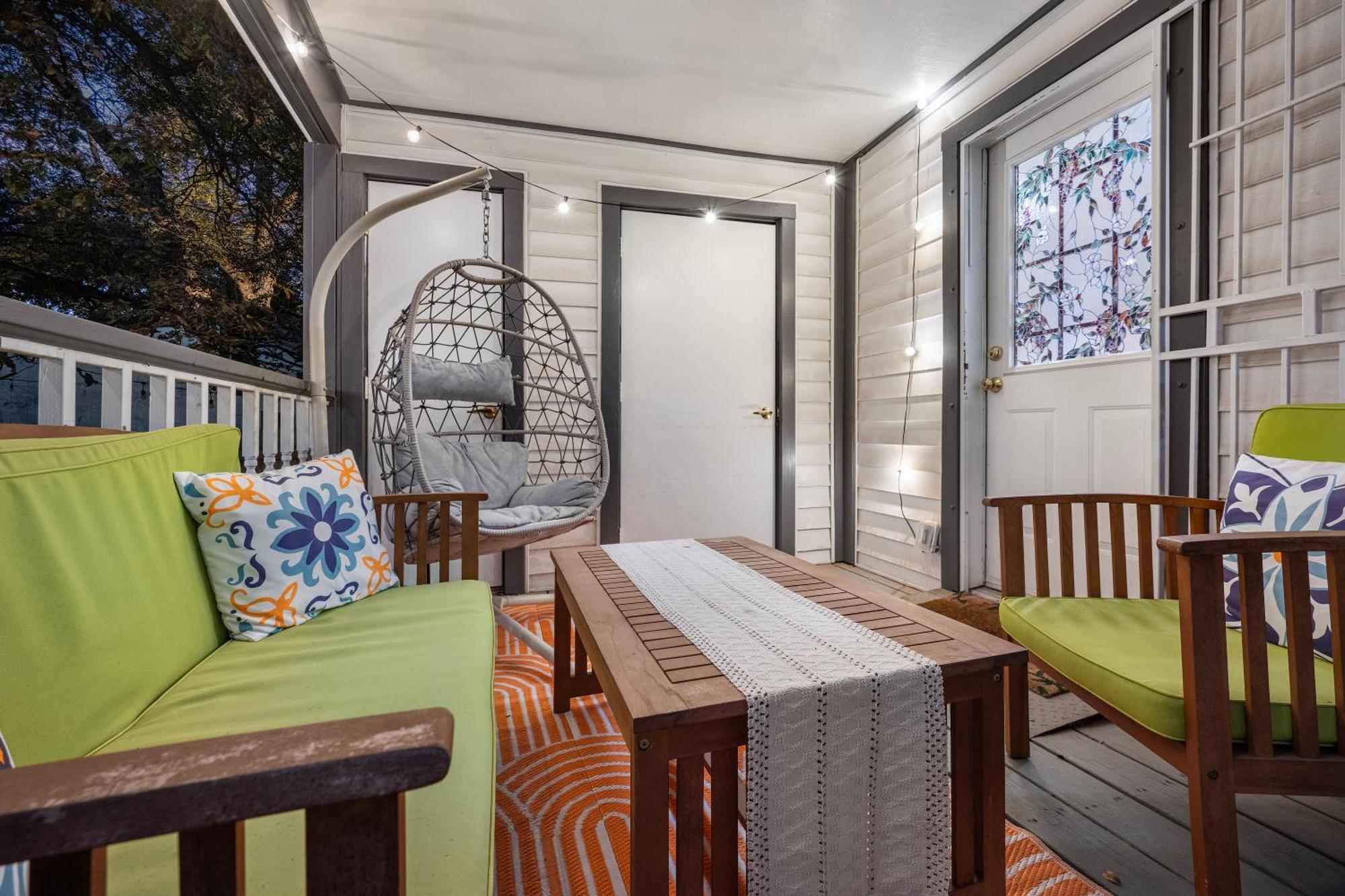 Stylish, Artsy Bungalow Central Eastside Austin Ngoại thất bức ảnh